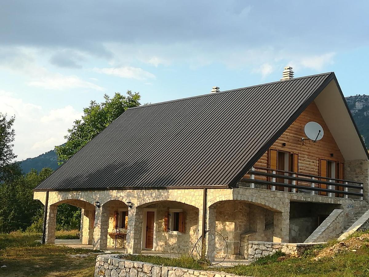 Vignjista Hotel Плужине Екстериор снимка